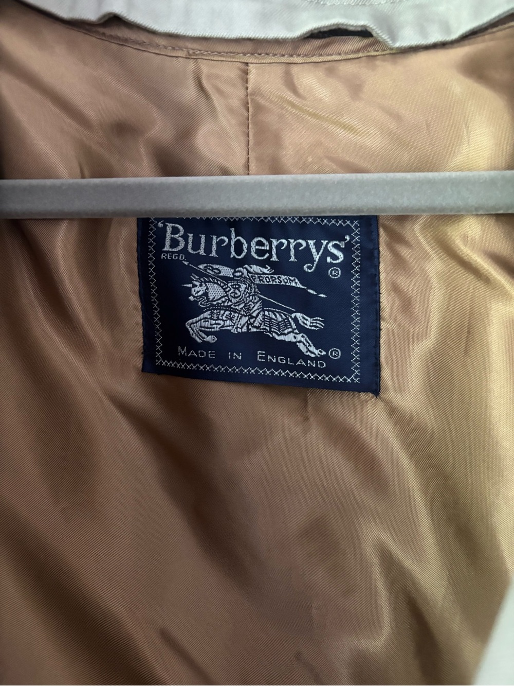 Burberry Men’s Trench Coat - Picture 3 of 8